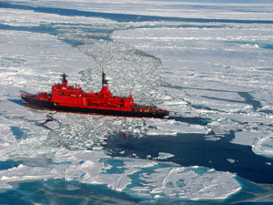 Кто поможет моряку в Арктике?